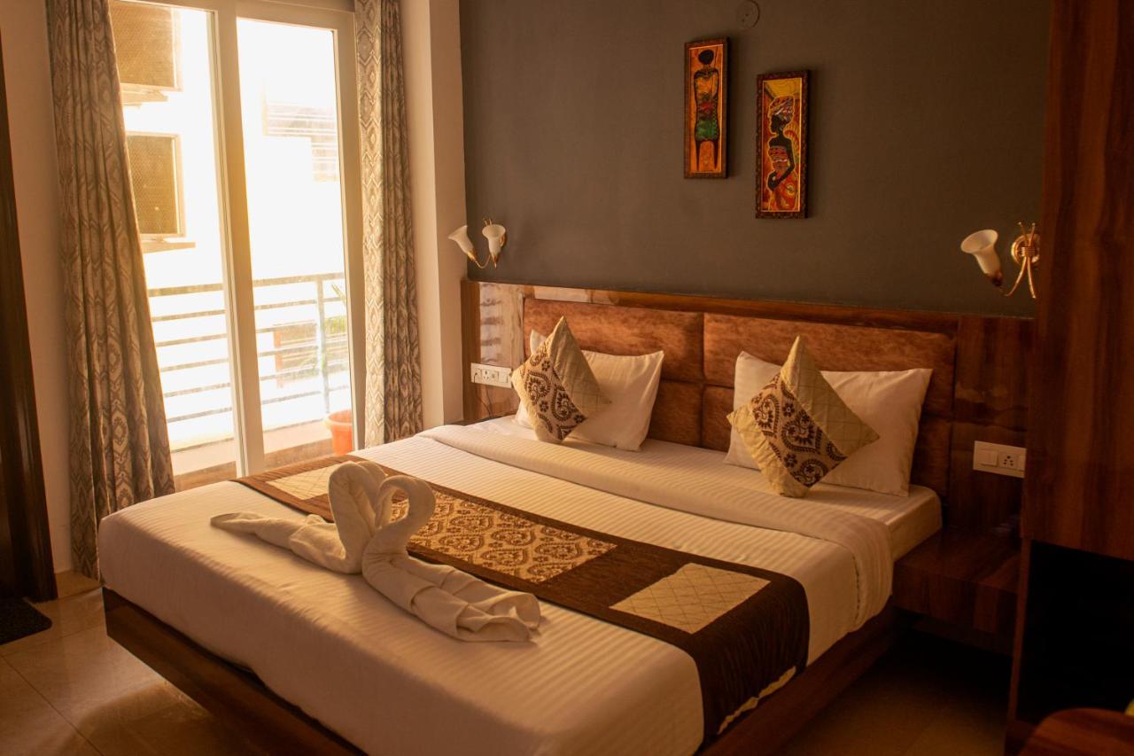 Posh Residency Huda City Center Gurgaon Exteriör bild