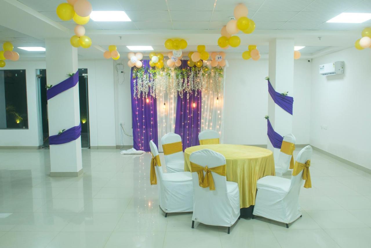 Posh Residency Huda City Center Gurgaon Exteriör bild