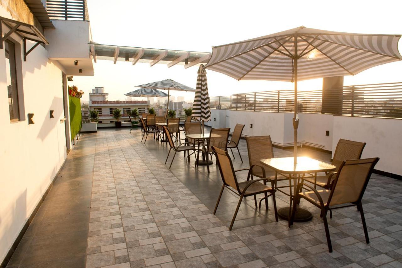 Posh Residency Huda City Center Gurgaon Exteriör bild
