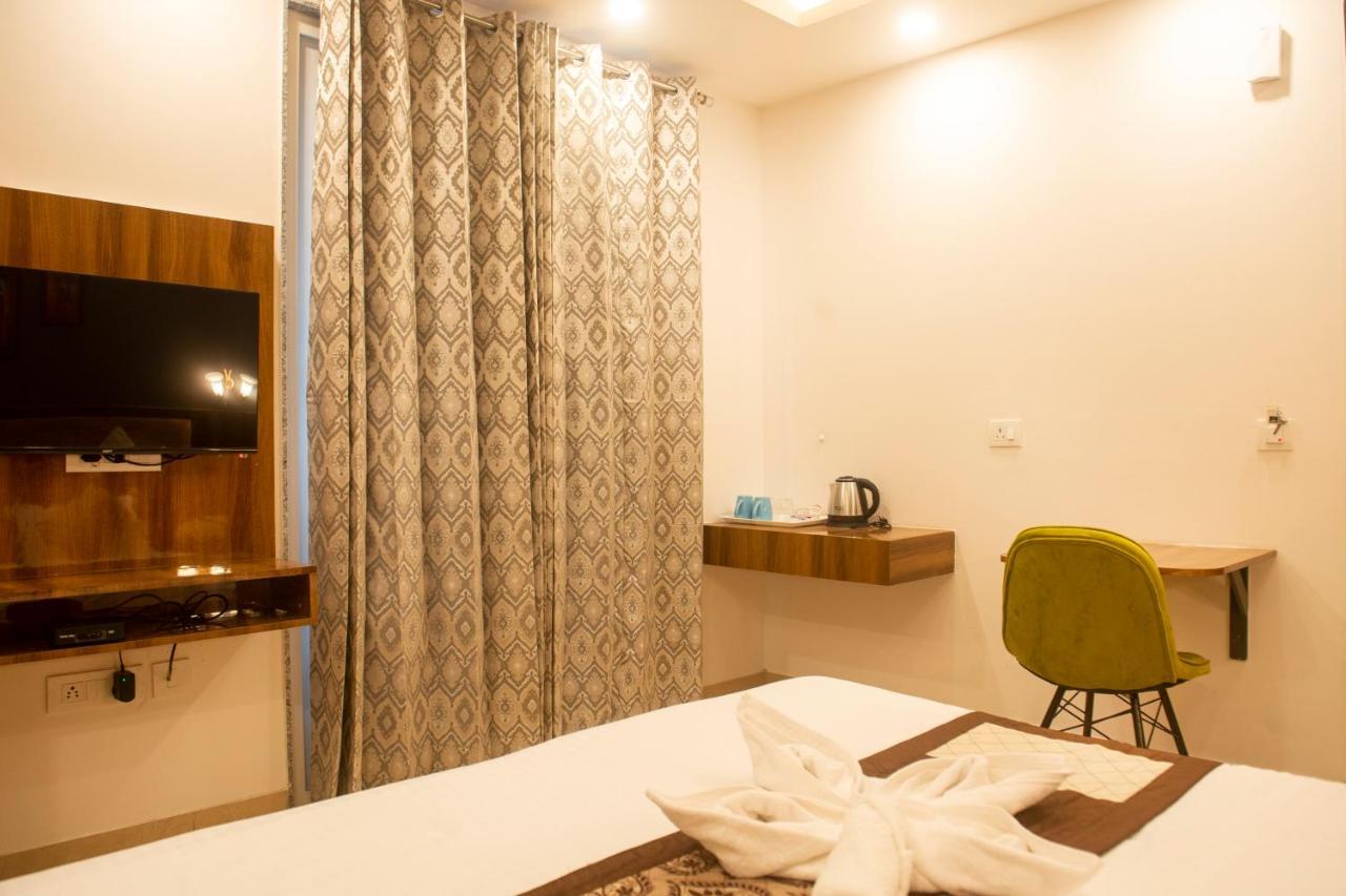 Posh Residency Huda City Center Gurgaon Exteriör bild