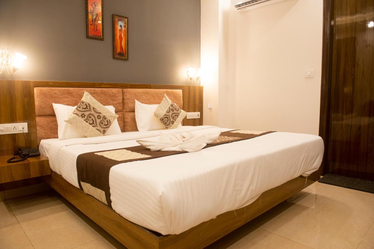 Posh Residency Huda City Center Gurgaon Exteriör bild