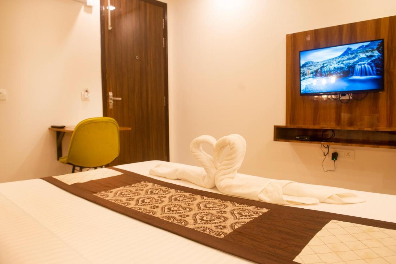 Posh Residency Huda City Center Gurgaon Exteriör bild