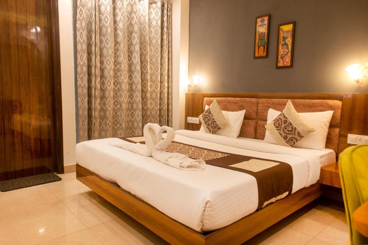 Posh Residency Huda City Center Gurgaon Exteriör bild