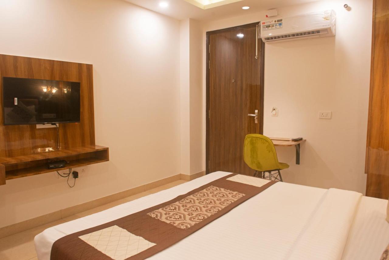 Posh Residency Huda City Center Gurgaon Exteriör bild