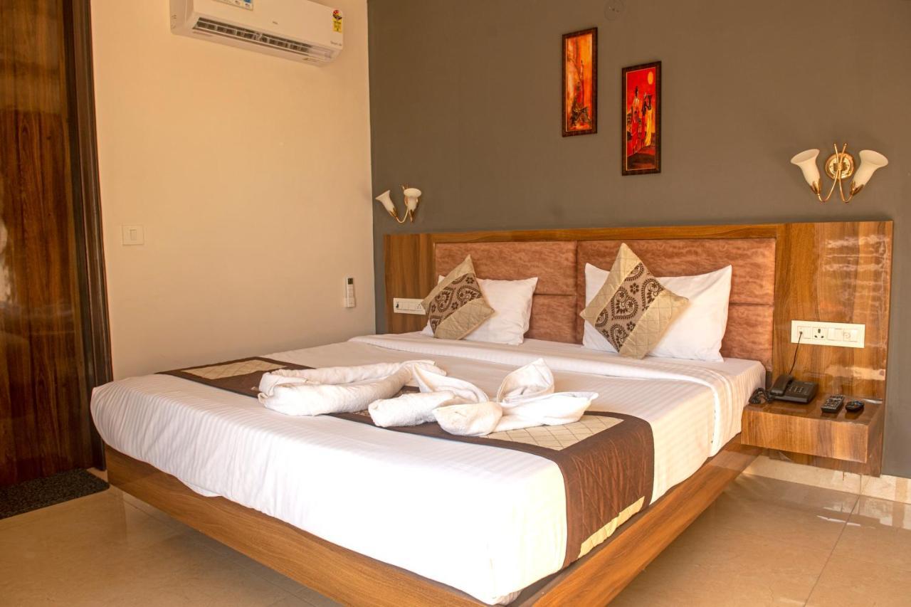 Posh Residency Huda City Center Gurgaon Exteriör bild