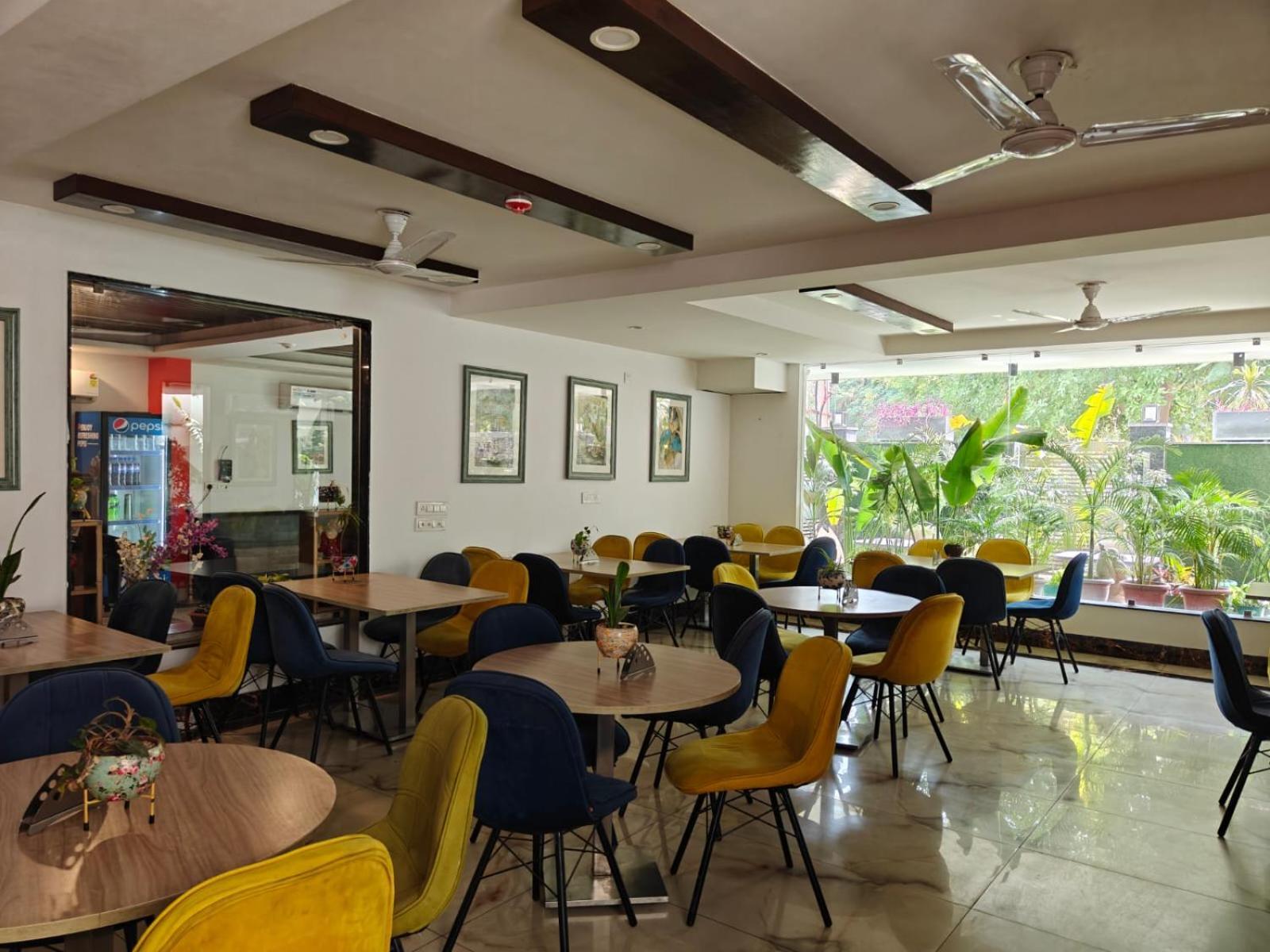 Posh Residency Huda City Center Gurgaon Exteriör bild